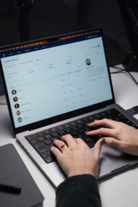 Microsoft Membawa AI ke Dalam Windows: Apa Arti “AI Lokal” bagi Kantor dan Rumah di Indonesia